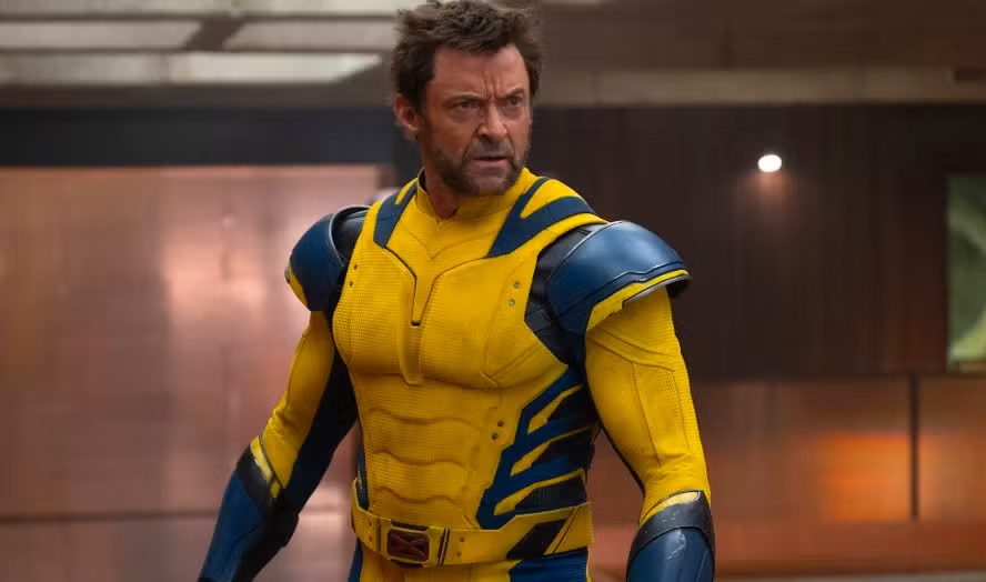 Hugh Jackman compartilha foto des bastidores com máscara de Wolverine